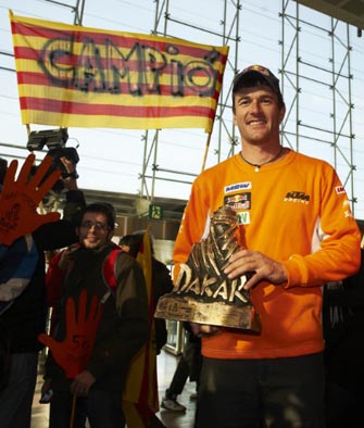 Marc Coma_aerodrom_barselona_dakar_2011